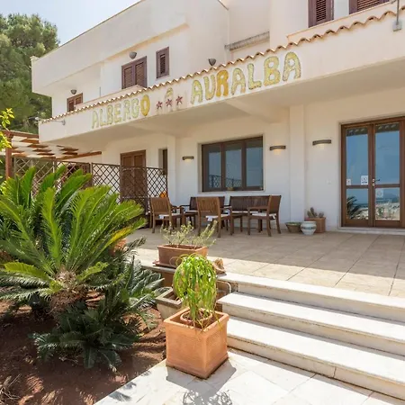 Hotel Auralba 3*