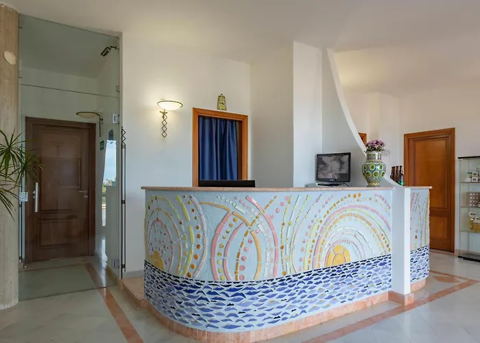 Auralba Hotel 3*