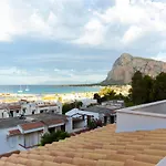 Auralba 3*