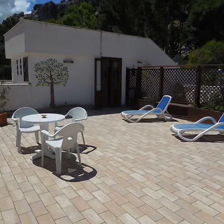 Auralba Hotel 3*